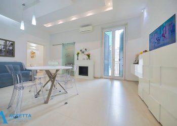 Living - Bilocale Via Diego Peluso 89, Taranto - foto 2