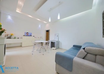 Living - Bilocale Via Diego Peluso 89, Taranto - foto 13