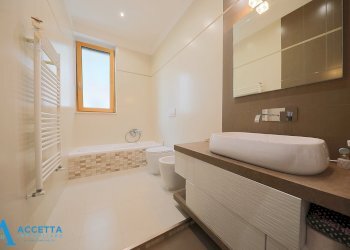 Bagno - Bilocale Via Diego Peluso 89, Taranto - foto 18