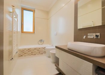 Bagno - Bilocale Via Diego Peluso 89, Taranto - foto 20