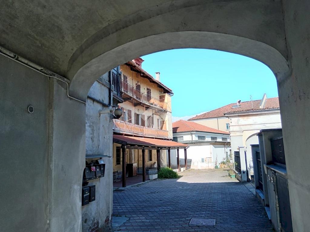 Four-room apartment Piazza palazzo civico, Vigone - photo 2