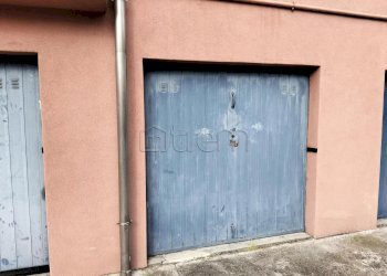 Box Via Monte Carso, Vanzago - foto 1