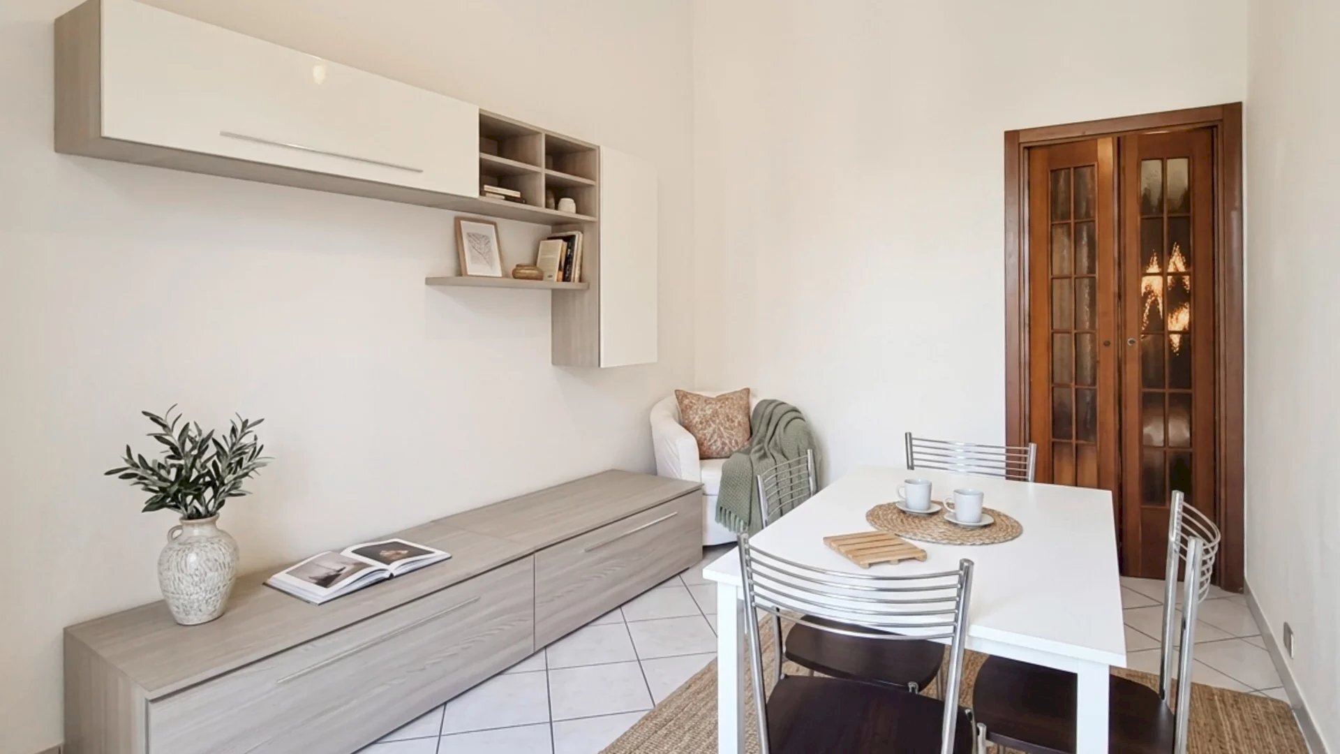 Two-room apartment Via Giambellino, Milano (neighborhood Giambellino) - photo 1