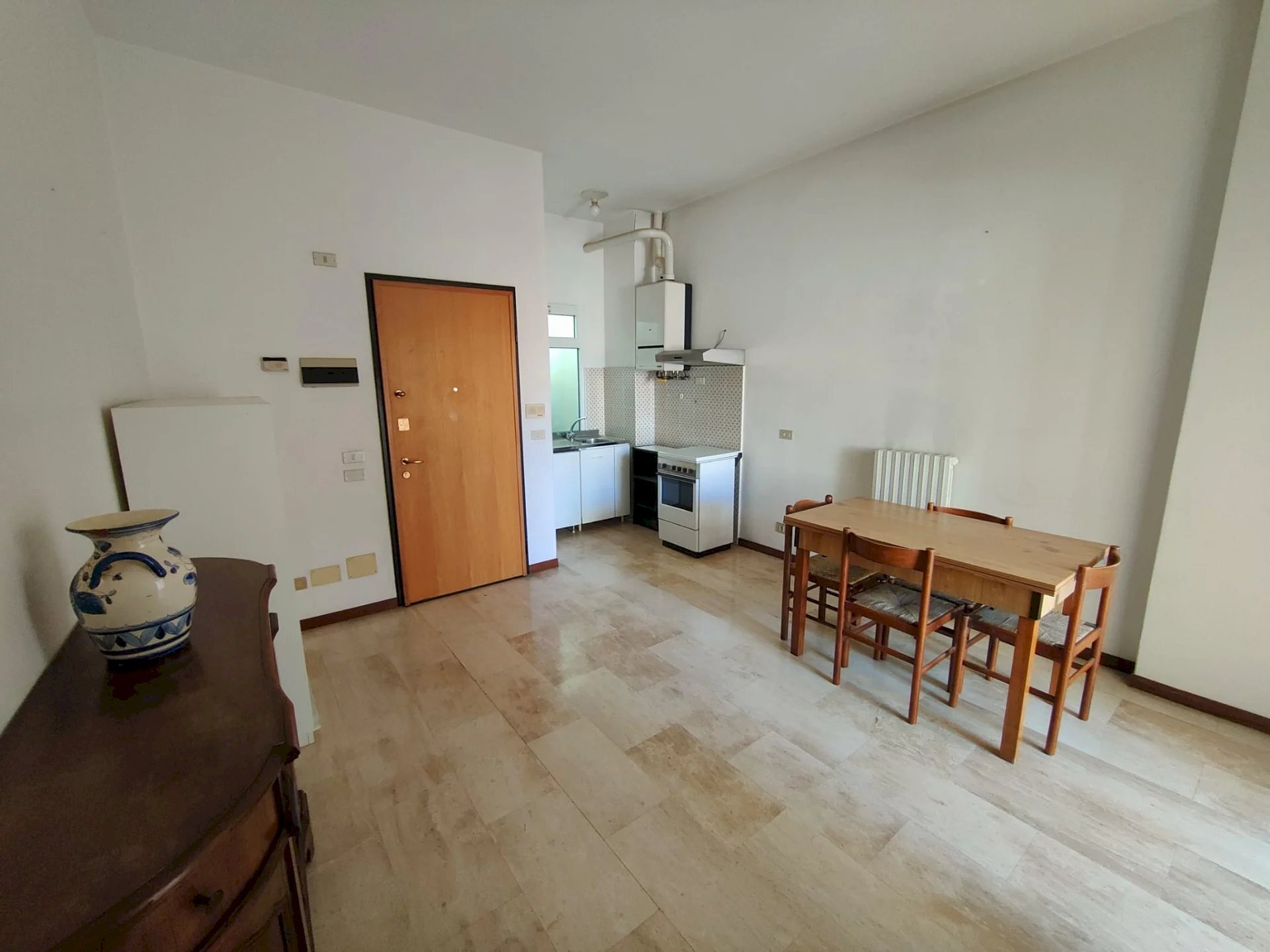 Soggiorno con cottura - Three-room apartment Via Vittorio Veneto, Chiavari - photo 2