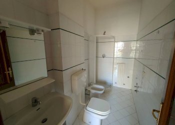Bagno - Three-room apartment Via Vittorio Veneto, Chiavari - photo 19
