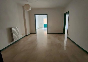 Soggiorno con cottura - Three-room apartment Via Vittorio Veneto, Chiavari - photo 10