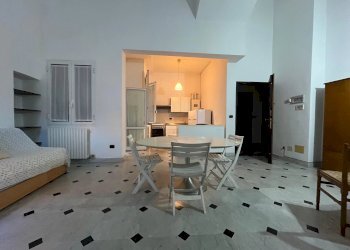 Soggiorno con cottura - Three-room apartment Via Costaguta, Chiavari - photo 5