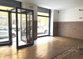 Negozio Via Alessandro Volta, Milano - foto 1