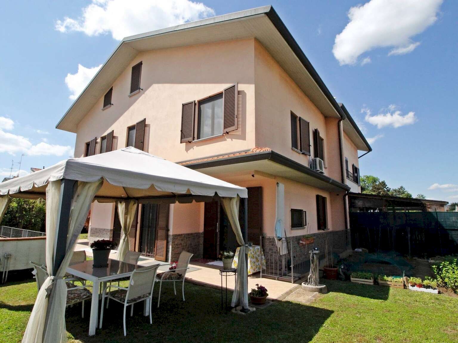Villa Caponago - photo 1
