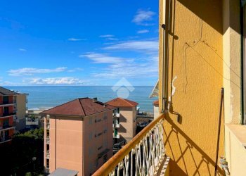 Three-room apartment Via michelangelo, Lavagna - photo 3
