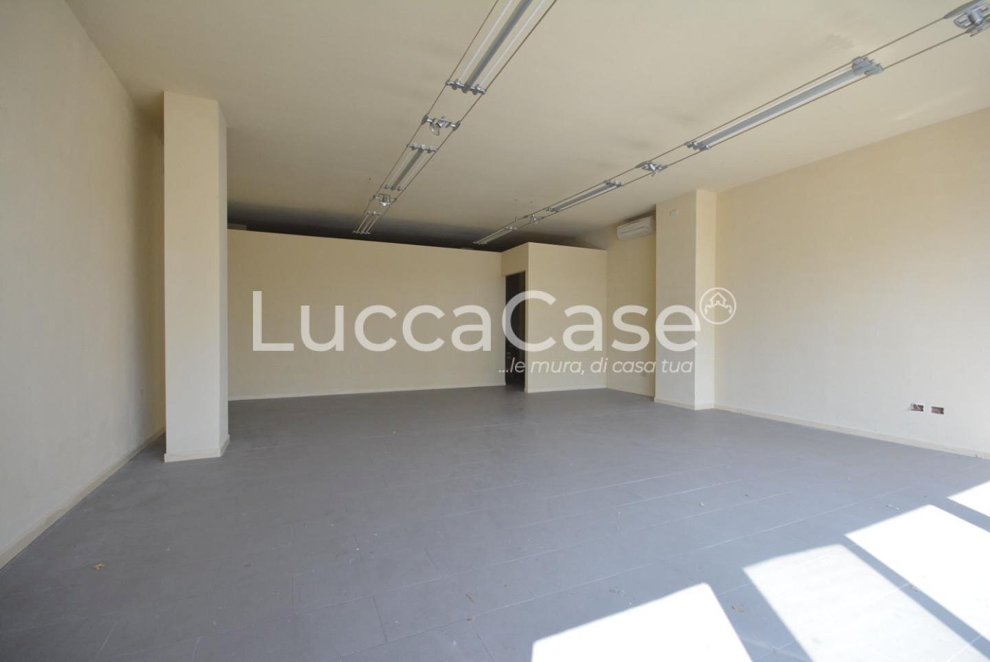 Commercial Premises Lucca (neighborhood San Marco) - photo 1