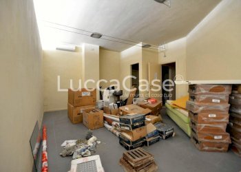 Locale Commerciale Lucca (zona San Marco) - foto 5