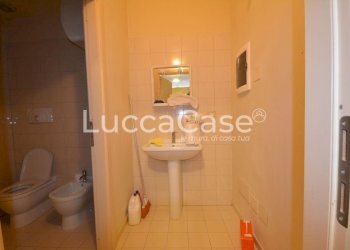 Locale Commerciale Lucca (zona San Marco) - foto 7