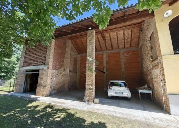 Tettoia - Semi-detached house Località Val Maggiora, 39, Asti - photo 4