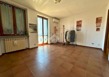 Semi-detached house Corso nuova italia, Santhià - photo 17