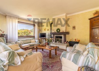 Attic Viale Varallo, 157 
 Borgosesia, Borgosesia - photo 4
