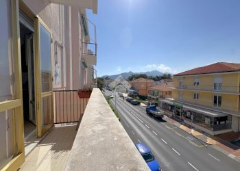 Four-room apartment Via Aurelia, Loano - photo 1