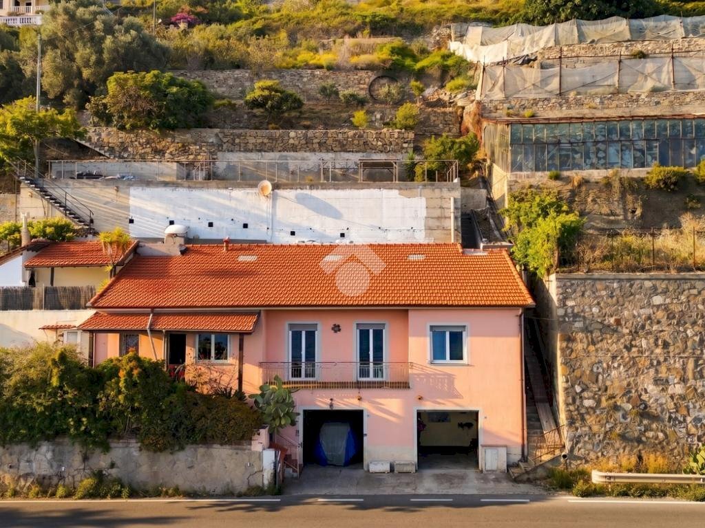 Villa Via aurelia, Imperia - foto 3