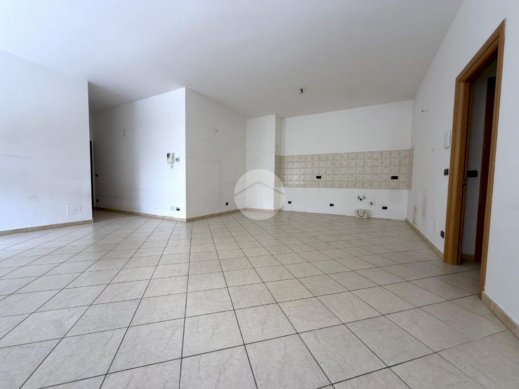 Three-room apartment Via S. Giovanni Bosco, Ivrea - photo 3