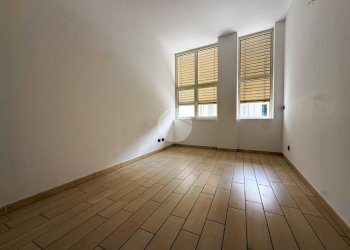 Three-room apartment Via S. Giovanni Bosco, Ivrea - photo 9