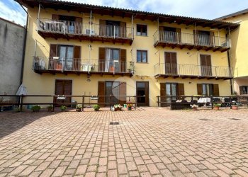 Three-room apartment Via Bollengo, Ivrea - photo 12
