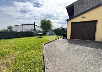 Three-room apartment Via Bollengo, Ivrea - photo 13