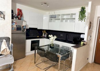 Three-room apartment Pinerolo - photo 2