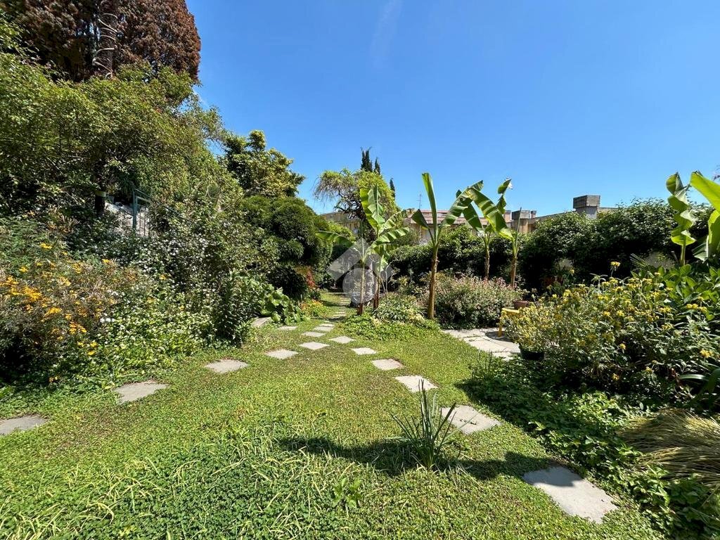 Villa Viale Giorgio Modugno, Genova (zona Pegli) - foto 1