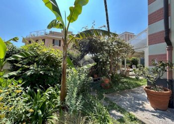 Villa Viale Giorgio Modugno, Genova (zona Pegli) - foto 13