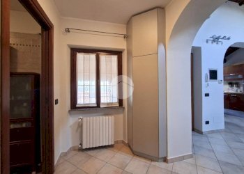 Two-room apartment Via Giosuè Carducci, Vittuone - photo 18