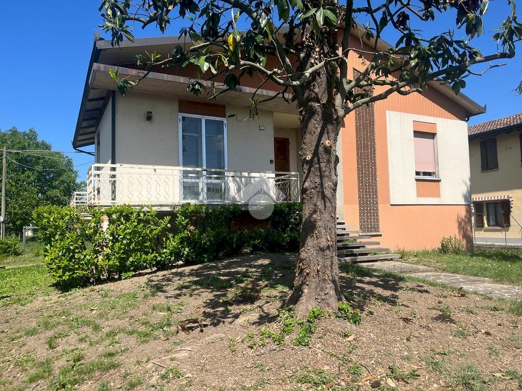 Casa indipendente Strada Beretta, Castelnovo di Sotto - foto 3
