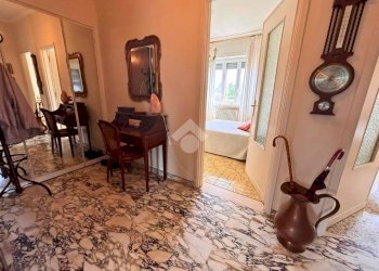 Three-room apartment Strada Genova, Moncalieri - photo 8
