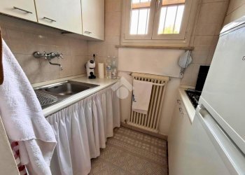 Three-room apartment Strada Genova, Moncalieri - photo 12