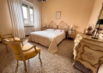 Three-room apartment Strada Genova, Moncalieri - photo 18