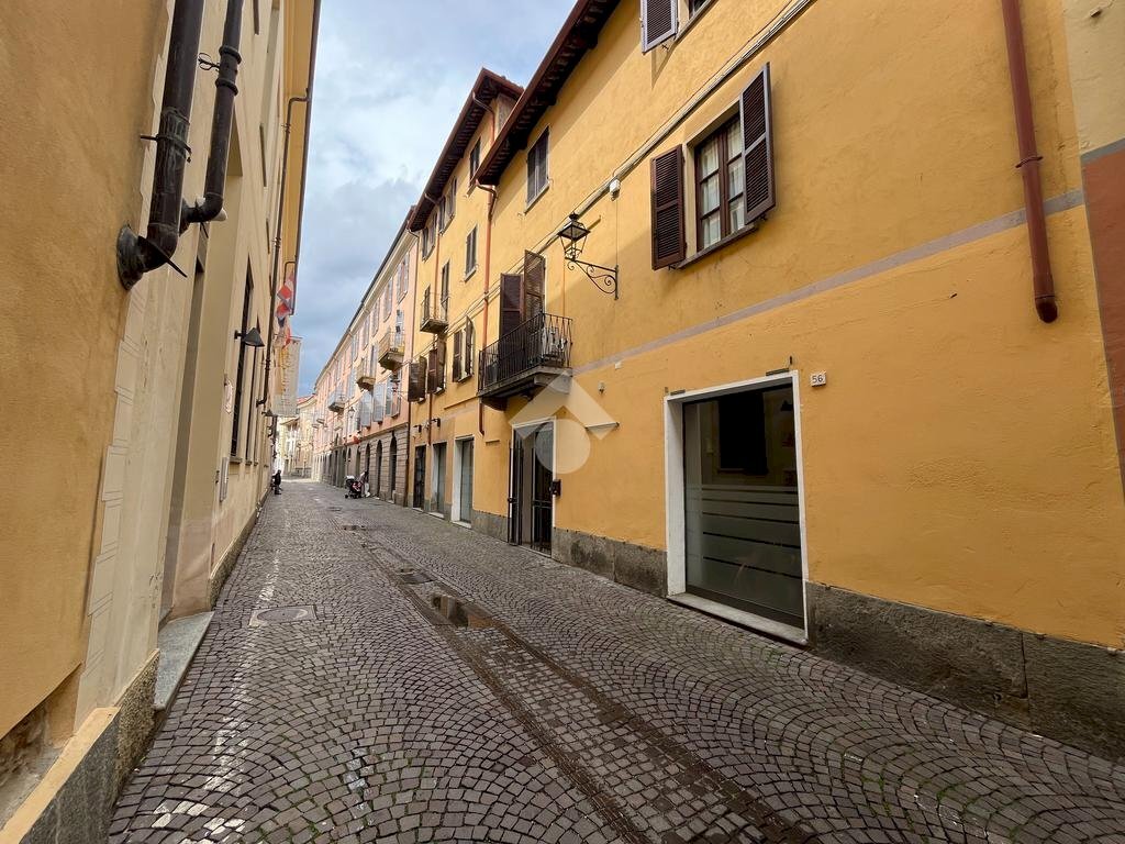 Shop Via del Pino, Pinerolo - photo 3