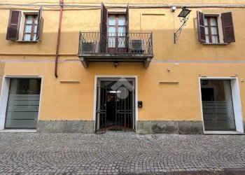 Negozio Via del Pino, Pinerolo - foto 1