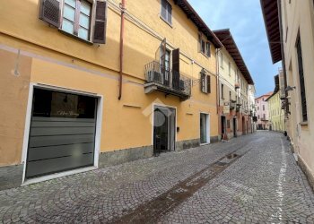 Negozio Via del Pino, Pinerolo - foto 2