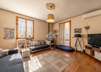 Casa indipendente Via Per San Rocco, Cadelbosco di Sopra - foto 7