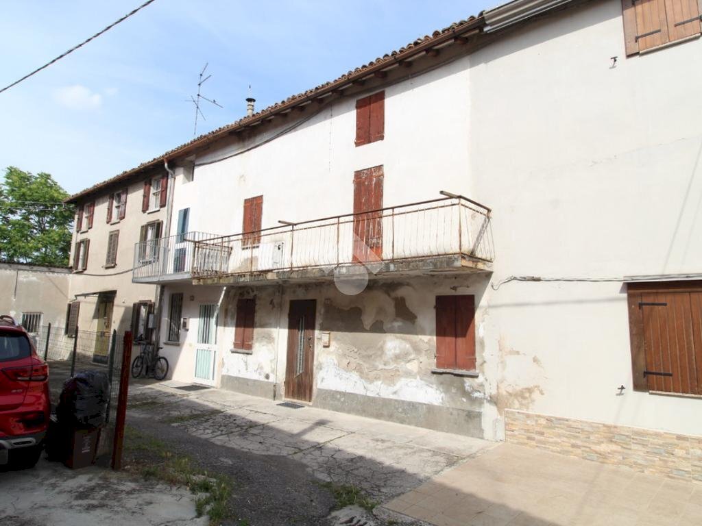 Casa semi indipendente Via zurco, Cadelbosco di Sopra - foto 1