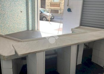 Negozio via vezzani, Genova (zona Rivarolo) - foto 8