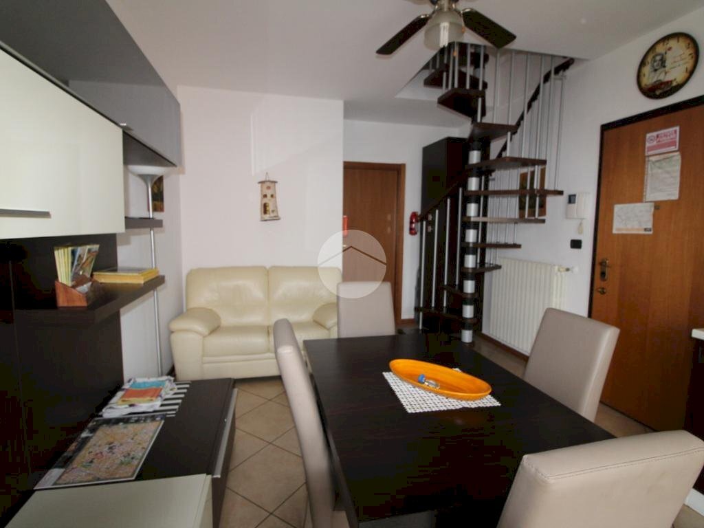 Three-room apartment Via Circonvallazione, Trezzano sul Naviglio - photo 1