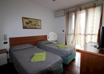 Three-room apartment Via Circonvallazione, Trezzano sul Naviglio - photo 6