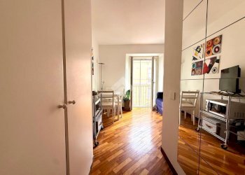 Two-room apartment Via Gaudenzio Ferrari, Milano (neighborhood Ticinese) - photo 3