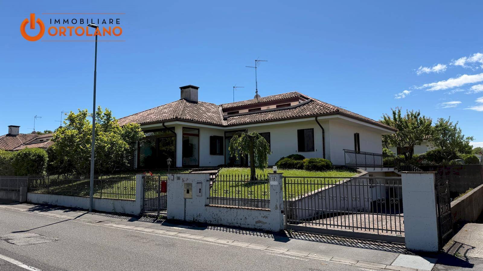 Foto 1 - Villa Via dell'agricoltura
 
13, Gradisca d'Isonzo - foto 1