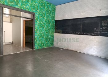 Foto 5 - Commercial Premises VIA POLLIO, Caserta - photo 5