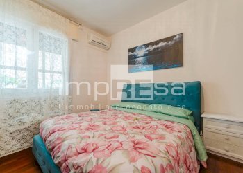 CAMERA MATRIMONIALE - Quadrilocale VIA ALTINIA
 
160, Venezia - foto 17