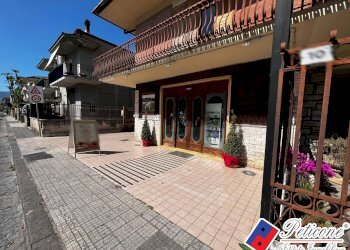 Foto 1 - Commercial Premises Via CUNEO, Fondi - photo 1