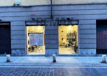 Vetrine - Attività Commerciale Via Madonna
98, Rho - foto 1