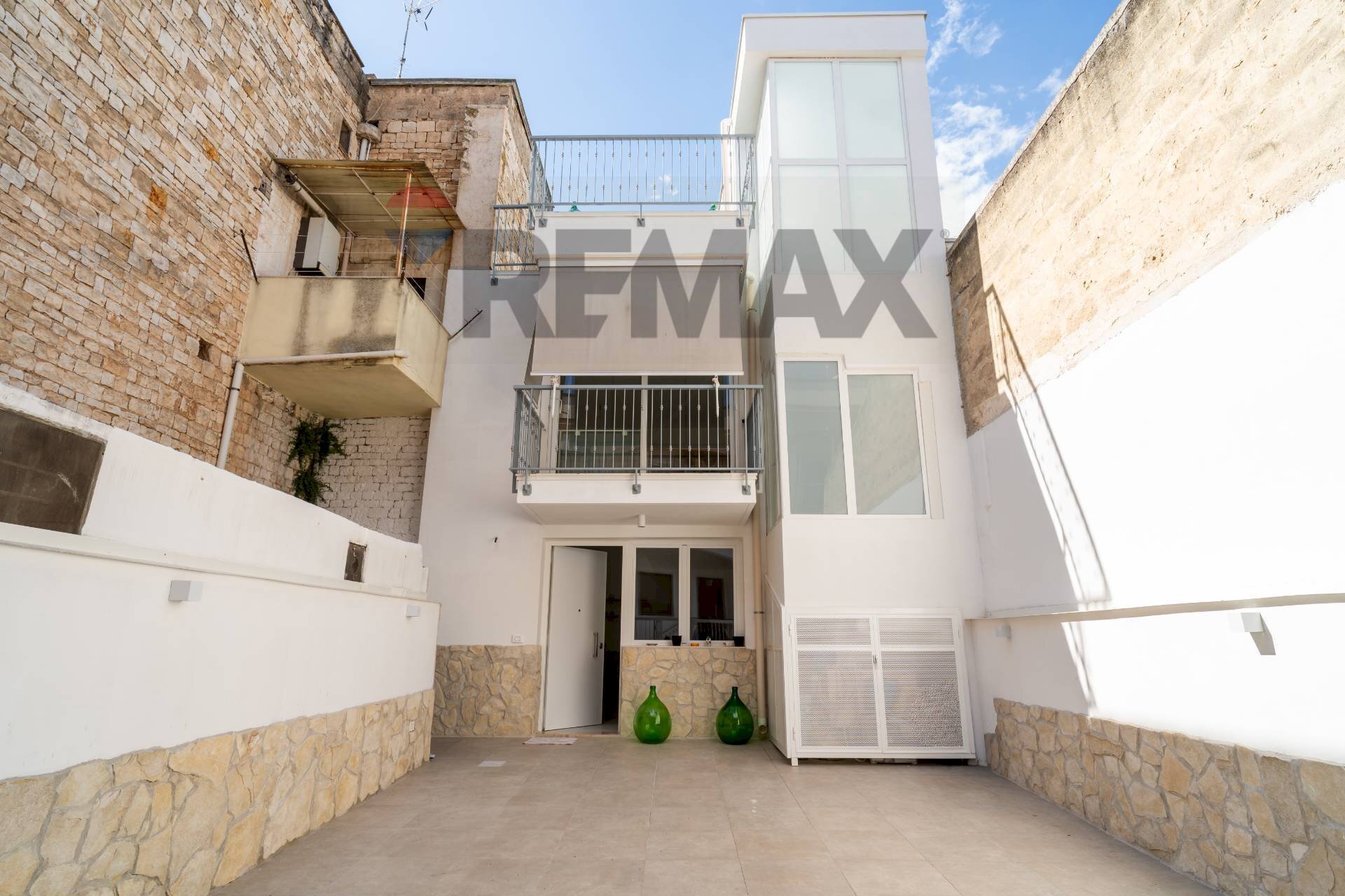 Edificio all\'aperto - Independent house Via Firenze
 
4, Binetto - photo 1