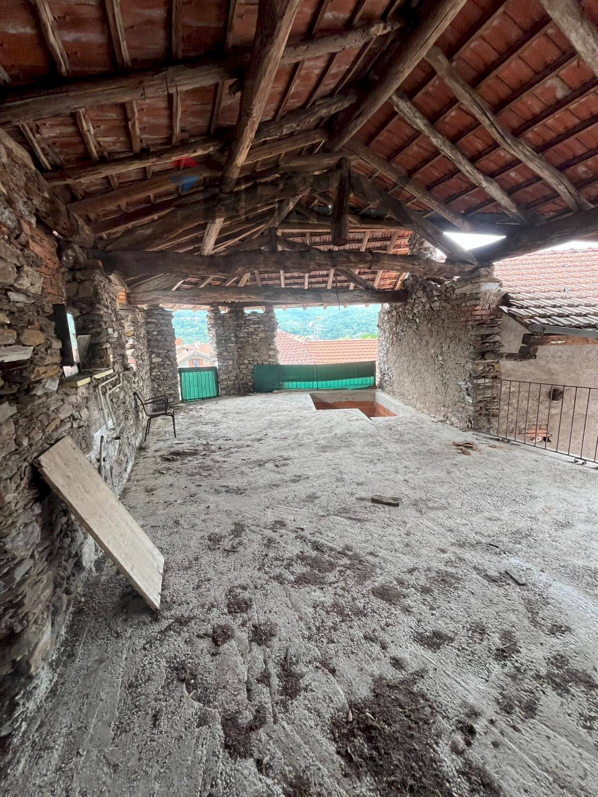 Parcheggio - Rustic via Uberto De Masanzana
14, Mesenzana - photo 3